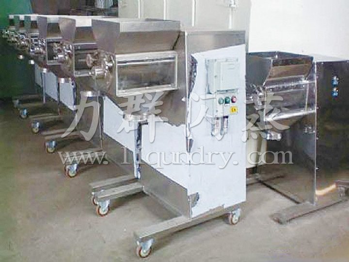 YK系列摇摆式颗粒机